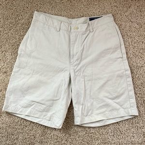 Vineyard Vines shorts